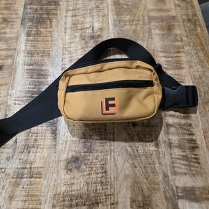 2022 NYC Comicon THE PERIPHERAL FUTURE FAB EXCLUSIVE FANNY PACK AMAZON PRIME